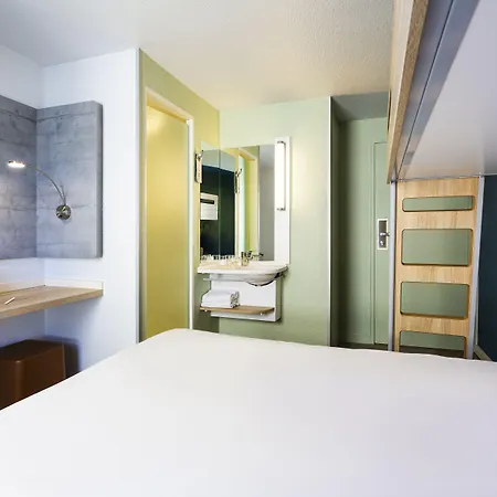 Ibis Budget Porte D'orleans Parigi