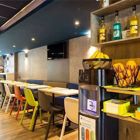 Ibis Budget Porte D'orleans Hotel 2*